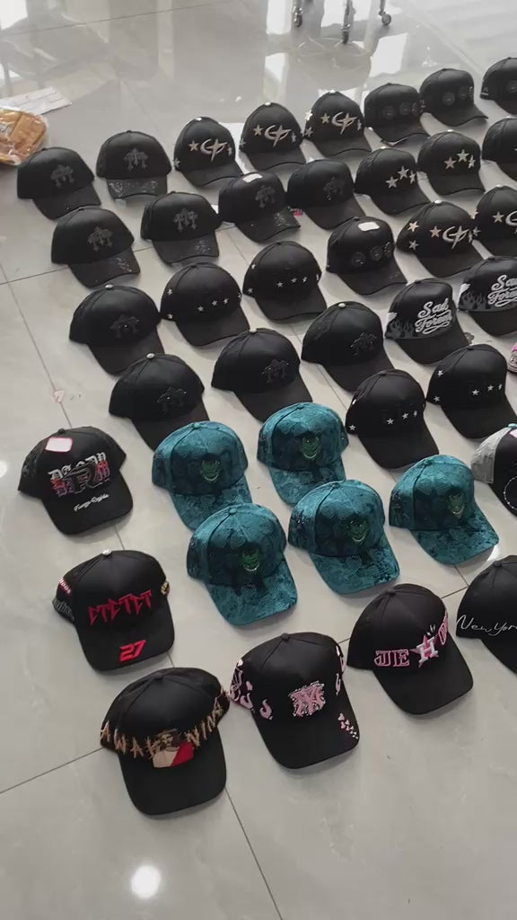 Gorra Premium Streetwear Bordada "D" Black Edition | Snapback Ajustable